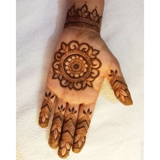 karwa chauth mehndi design
